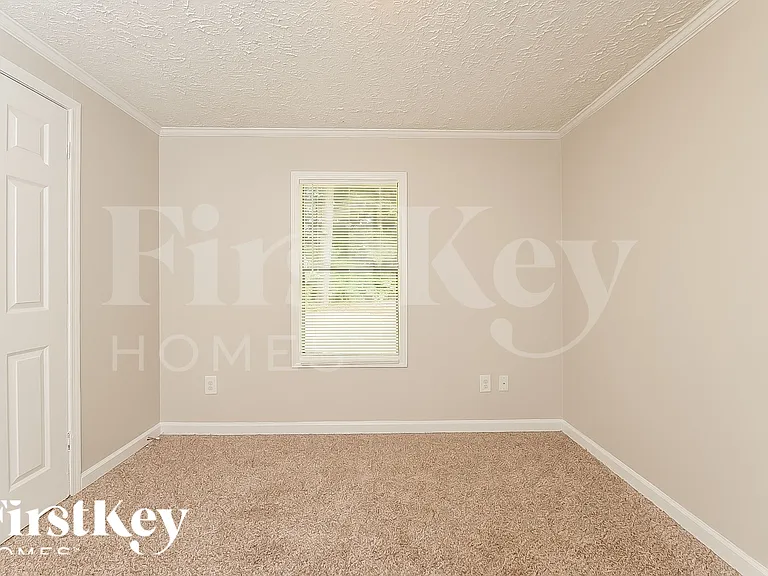 160 Sherwood Loop — Photo 13