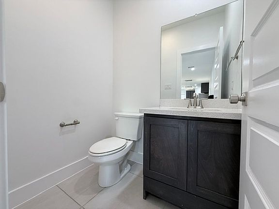 5th image of 9975 Grotto Dr