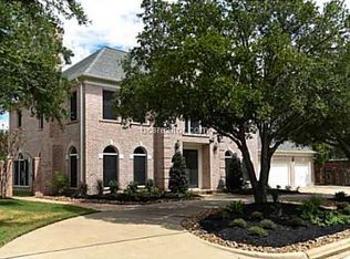 4725 Hunington Dr, Bryan, TX 77802