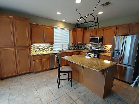 2nd image of 27547 Campana Cir