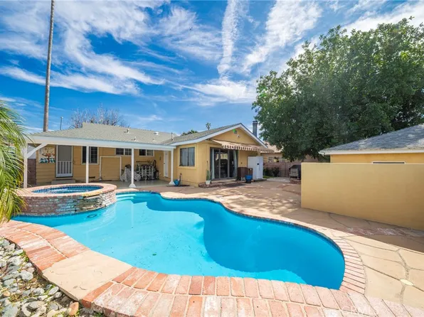 7463 Mason Ave, Winnetka, CA 91306