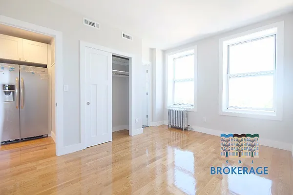 Rented by SBJ Brokerage, LLC | media 23