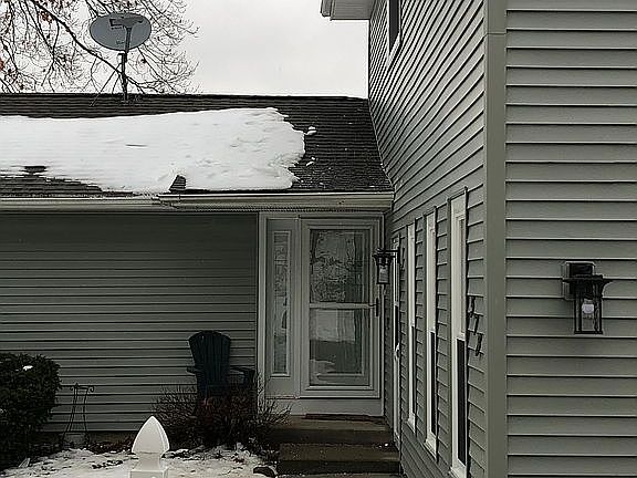 3rd image of 578 S Woodland Dr