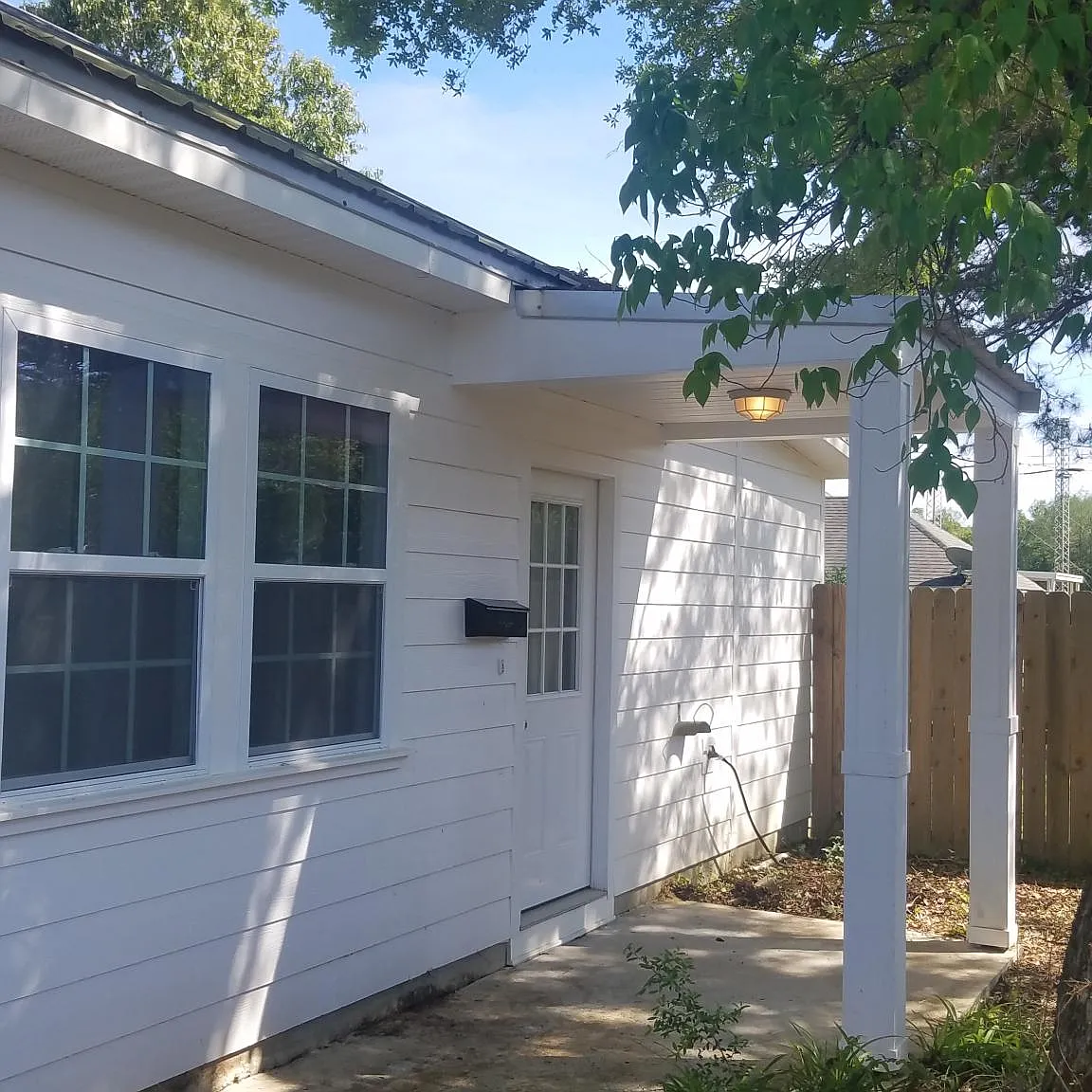 1 bed, 750 sqft, $1,200 — Photo 1