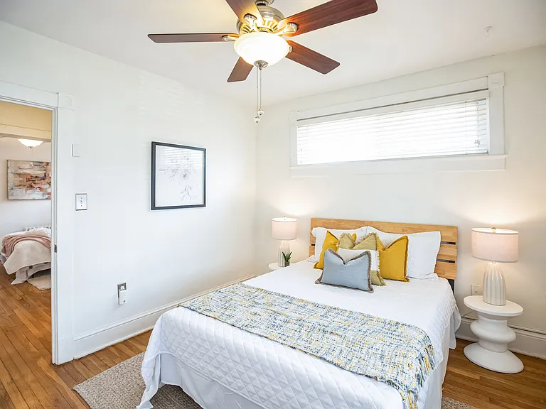 1427 Kearny St NE — Photo 24