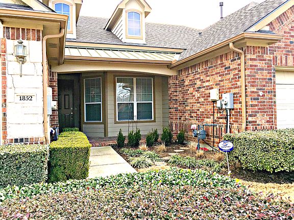 3rd image of 1852 Sandpiper Ln