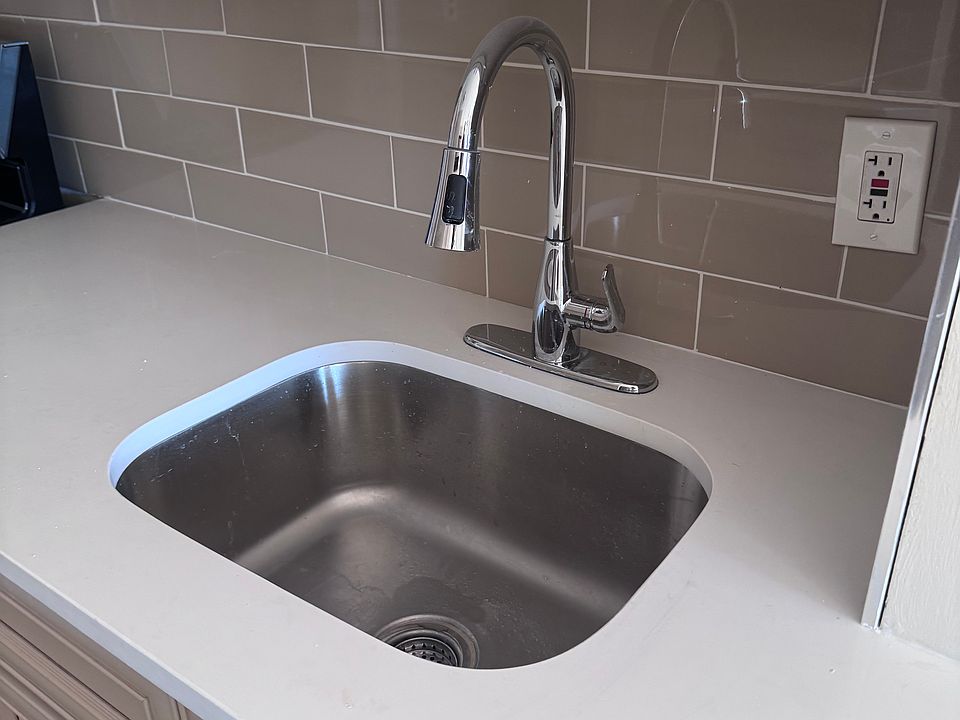 Kitchen sink