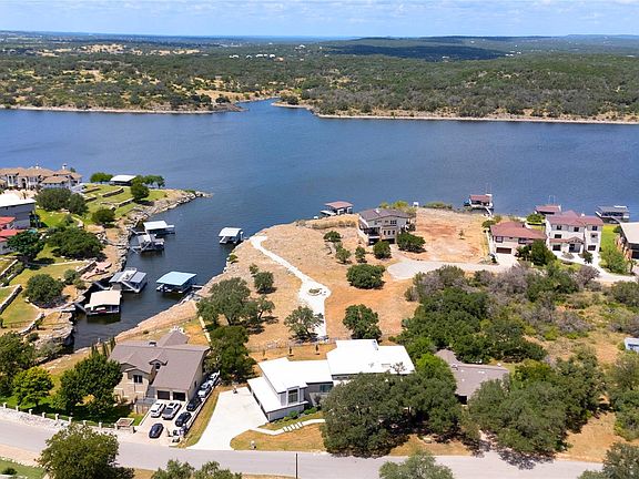 3rd image of 3002 Point Cv