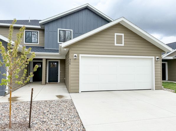 526 15th St S, Brookings, SD 57006