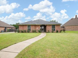 1617 Spencer Ln, Cleburne, TX 76033