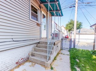 1126 S Layton Blvd #A, Milwaukee, WI 53215