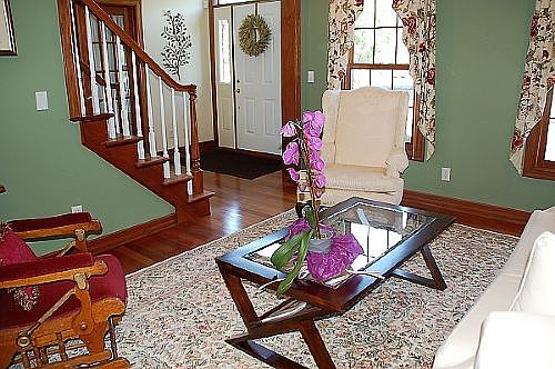 3rd image of 54 Covent Garden Ln