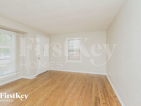 4th image of 1571 Kenilworth Dr
