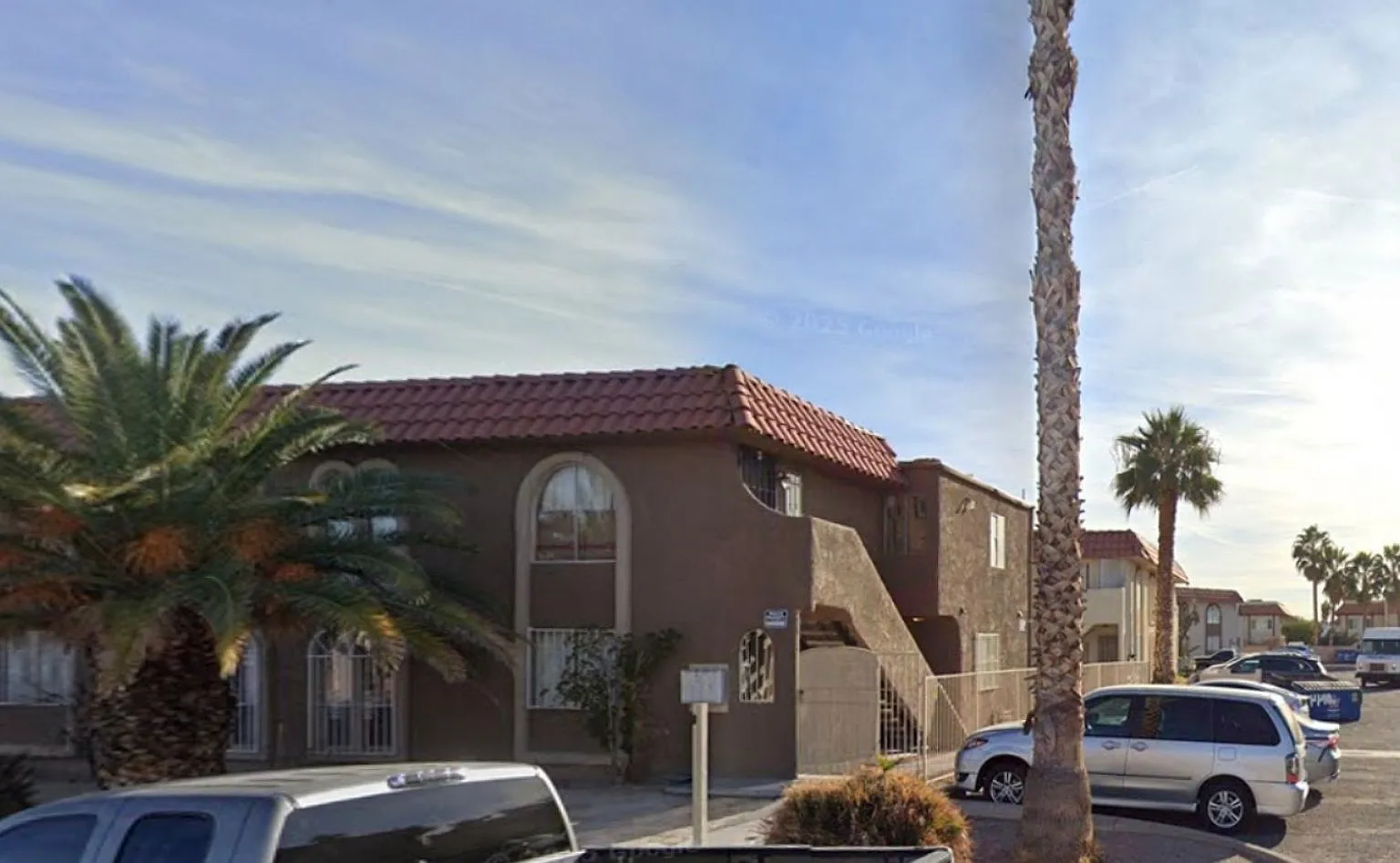 Newsom Cir 4410 — Photo 2