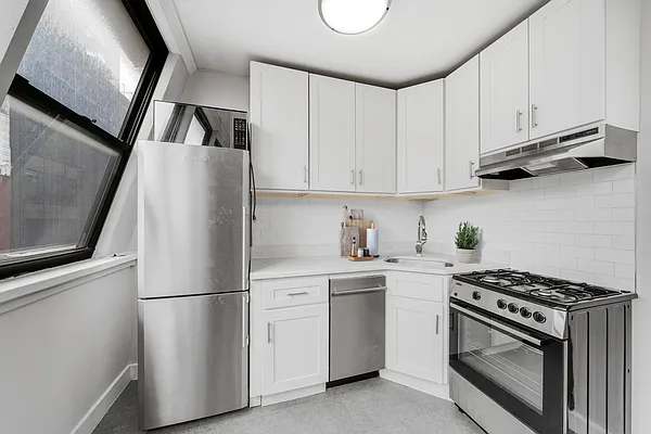 Rented by Vector New York, LLC | media 5