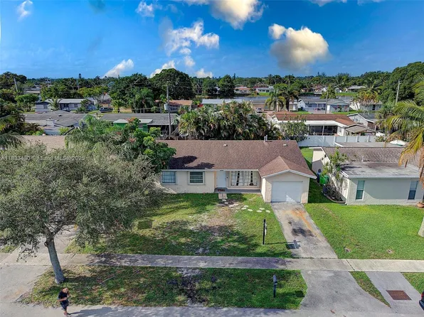 11540 NW 33rd St, Sunrise, FL 33323