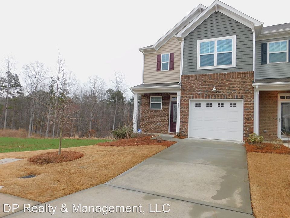 1st image of 3201 Yarmouth Ln