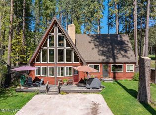 17 Golf Links Dr, Glenbrook, NV 89413