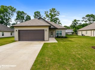 71 Carriage House Rd SW, Bessemer, AL 35022