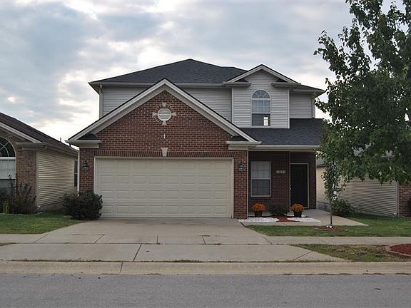 3rd image of 169 Blue Heron Pl