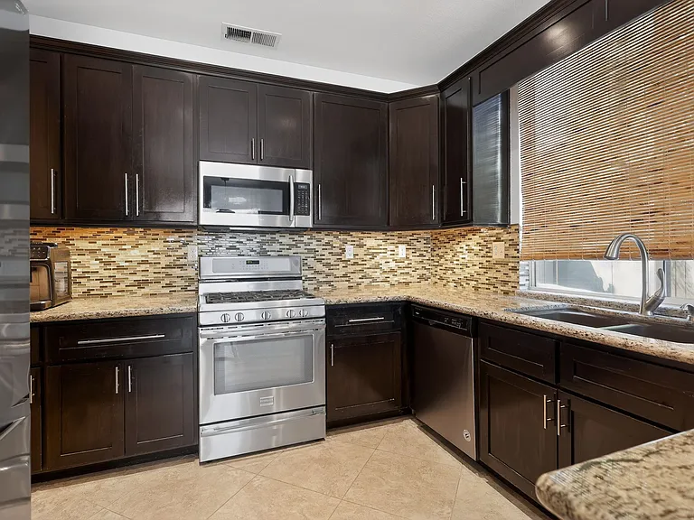 31 Nopalitos Way — Photo 10