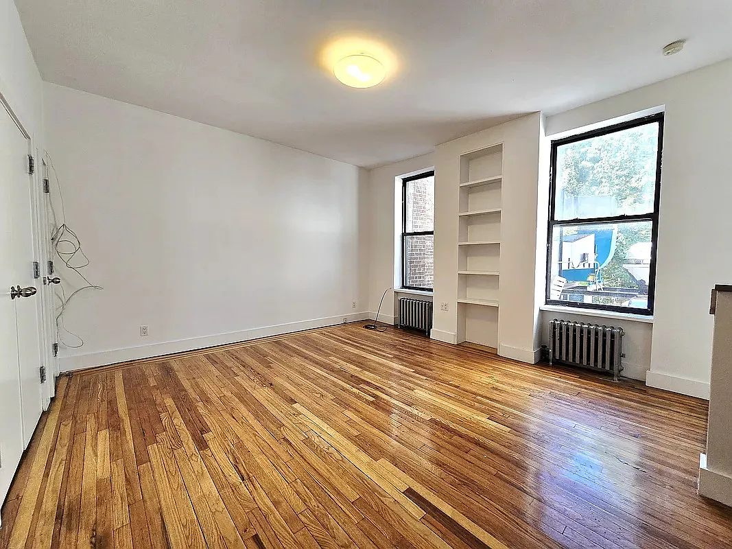 80 Court Street — Photo 3