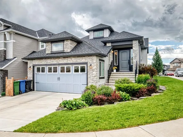 123 N Nolancrest Cir NW, Calgary, AB T3R 0T6