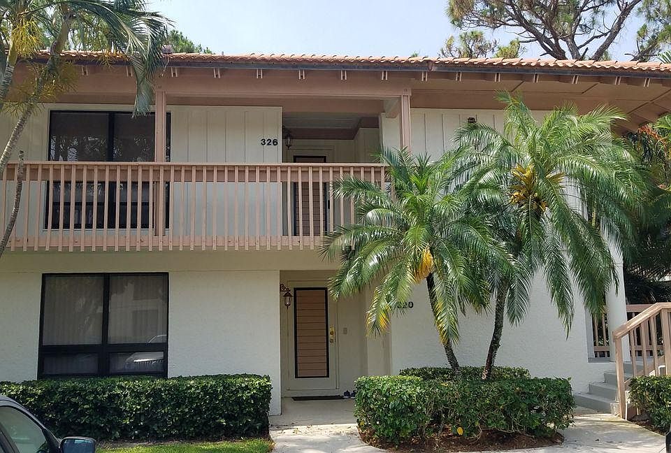 1st image of 326 Brackenwood Cir #326