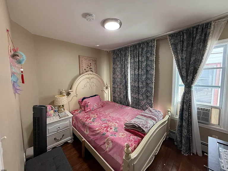 29 N Texas Ave — Photo 4