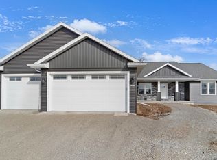 2016 W Sugar Ln, Appleton, WI 54913