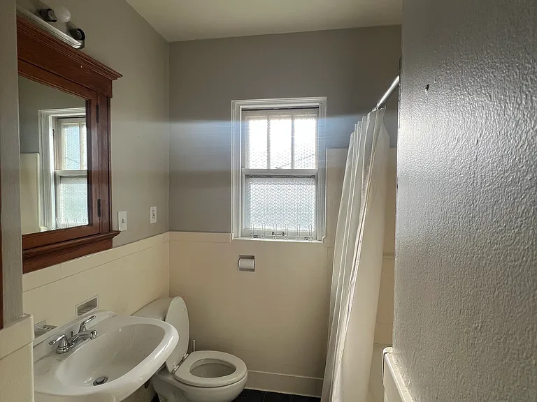 7248 Forsyth Blvd #B — Photo 6