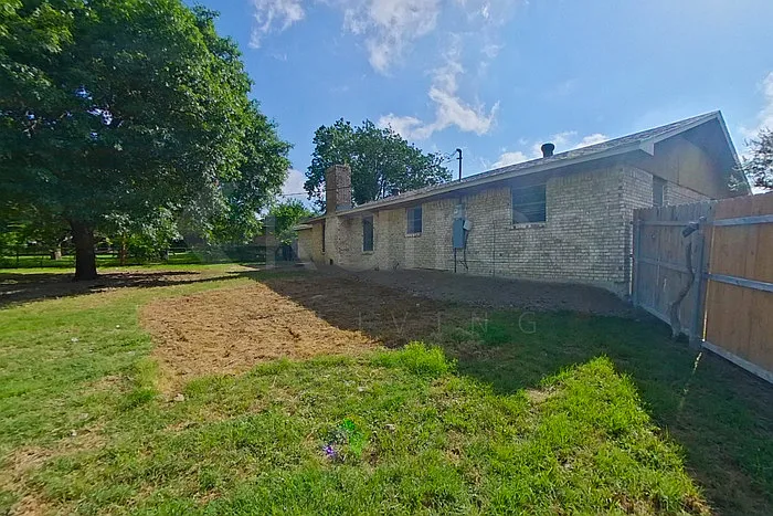 168 Creekview Dr E — Photo 21