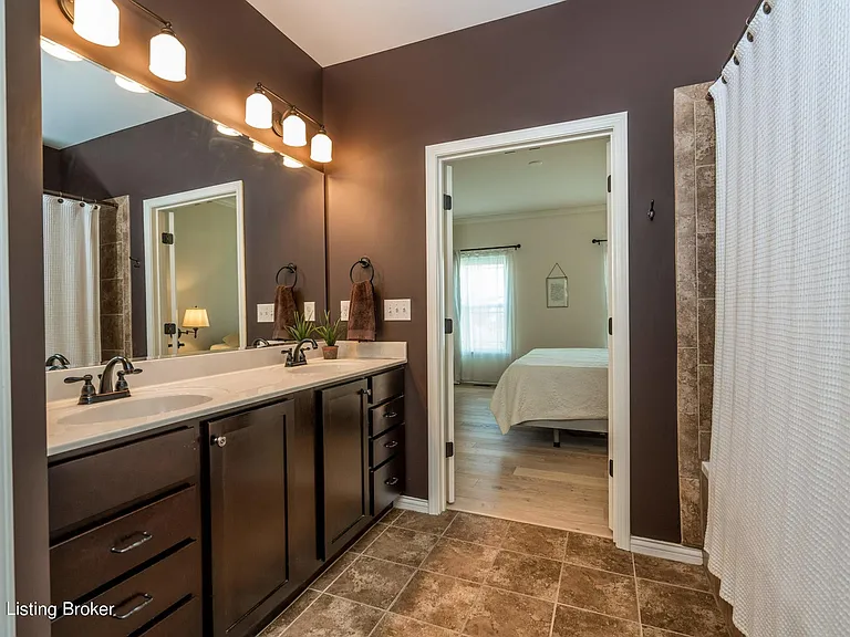 4007 Emerald Spring Pl — Photo 20