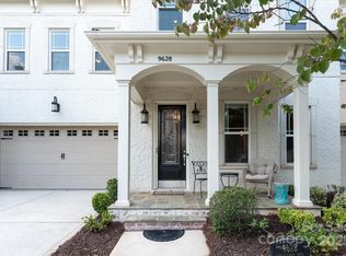 9628 Wheatfield Rd, Charlotte, NC 28277