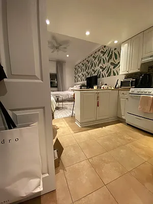 Rented by Corcoran | media 18