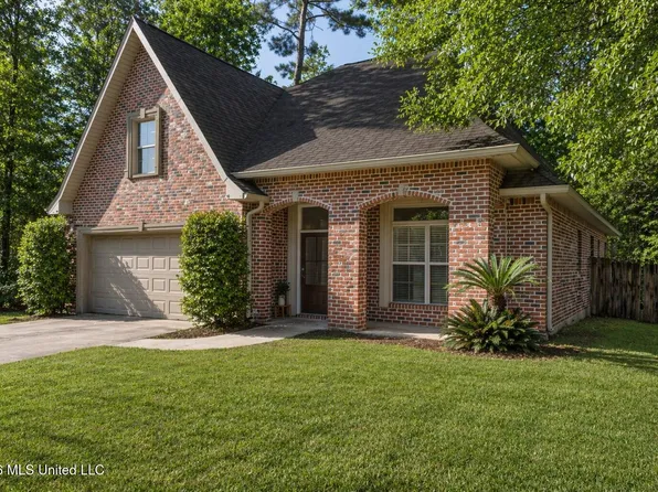 682 Hilo Way, Diamondhead, MS 39525