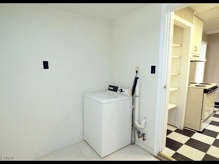 1342 Oregon Ave — Photo 14