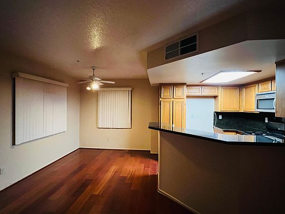 2nd image of 2572 Avenida Del Vis APT 104