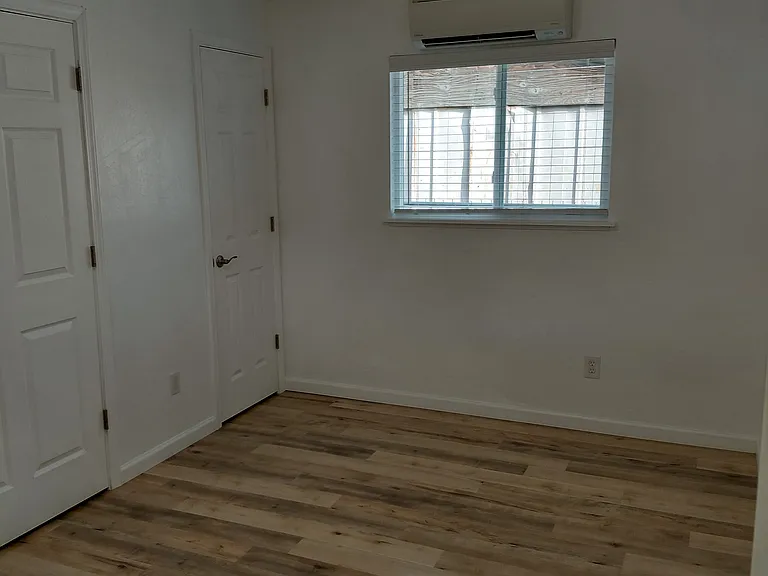411 SW Westholm Ave — Photo 14