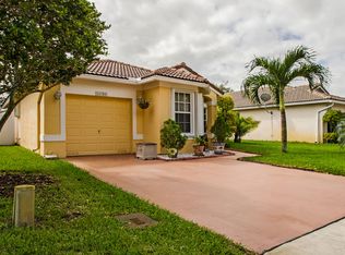 16356 NW 24th St, Pembroke Pines, FL 33028