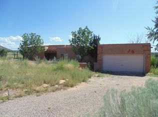2 Chaparral Dr, Santa Fe, NM 87508
