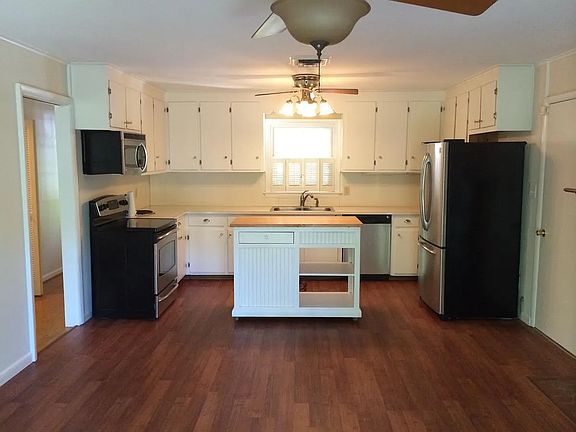 2nd image of 222 Falcon Dr