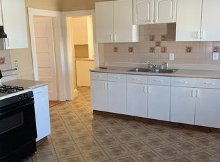 36 Sylvan St, Springfield, MA 01108