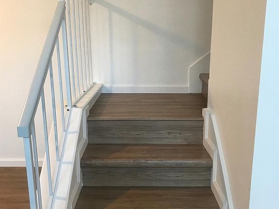 3rd image of 2269 Sandcastle Way
