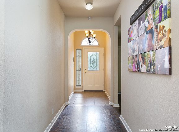 4th image of 3929 Wensledale Dr