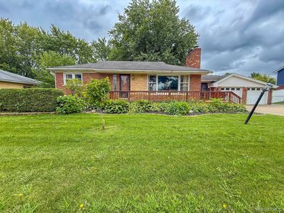 22224 Violet St, Saint Clair Shores, MI, 48082