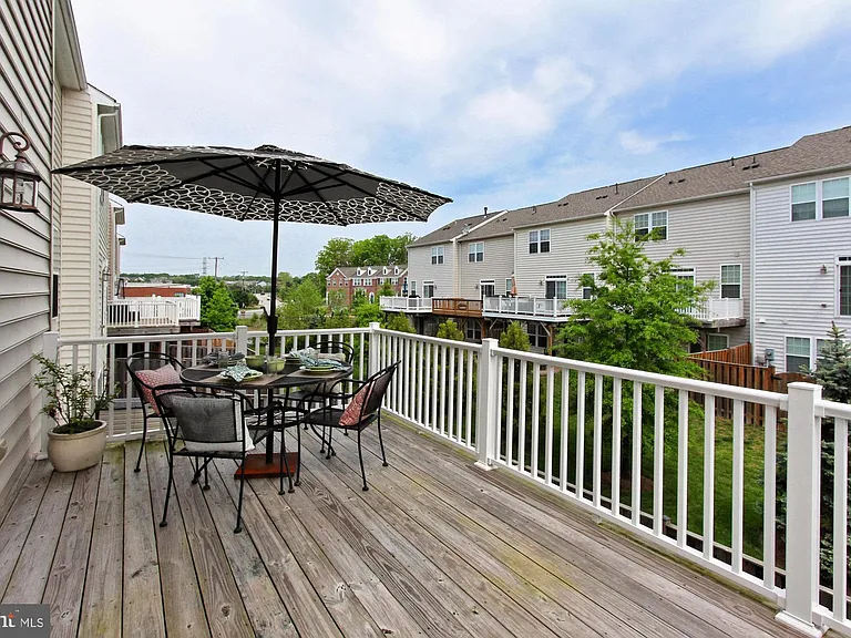 6238 Summit Point Ct — Photo 10