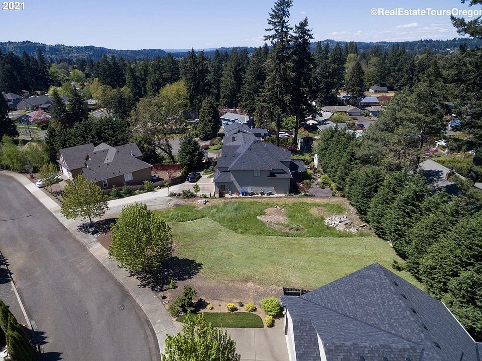 1st image of 14307 SE Haze Ct #5