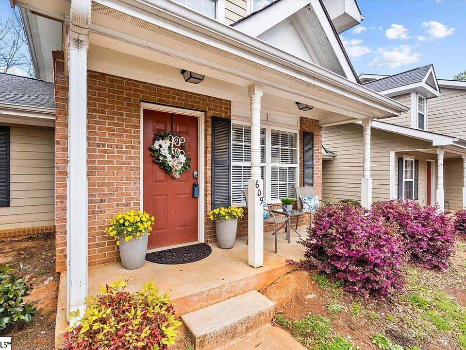 609 Bear Dr, Greenville, SC 29605 Zillow