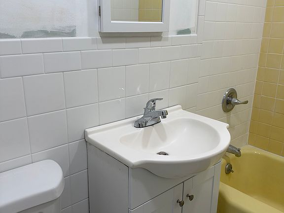 4th image of 22 Rutgers St #1F
